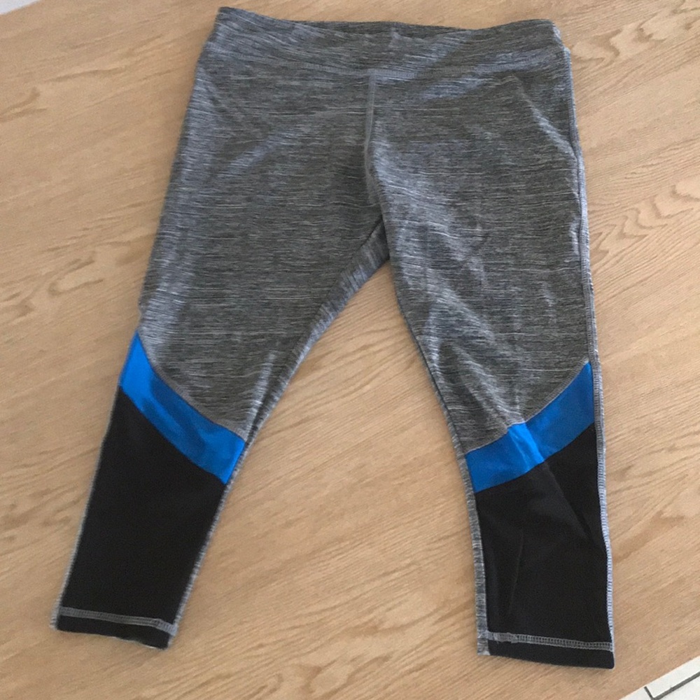 Athletic/yoga capris